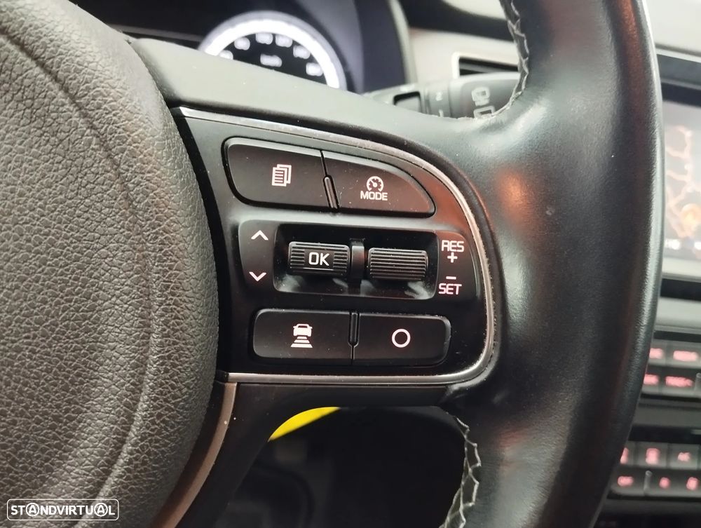 Kia Niro 1.6 GDi PHEV EX - 23