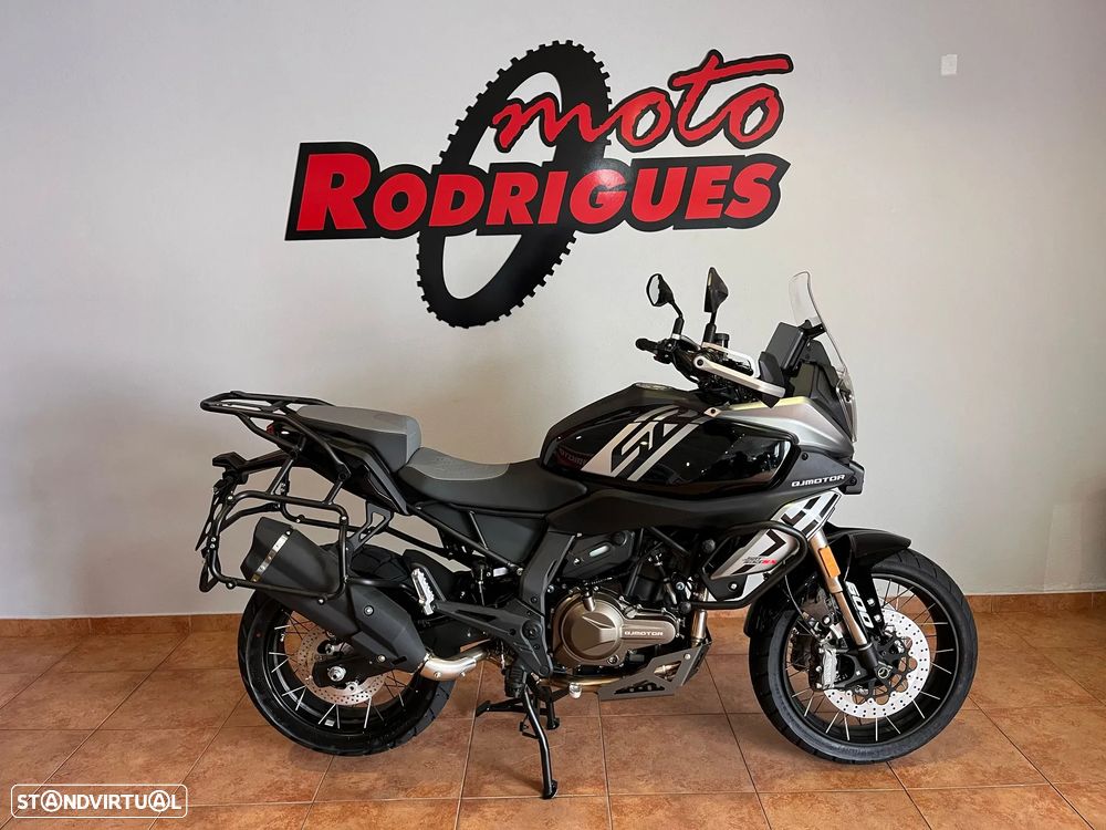 QJ Motor SRT 600SX - OFERTA 3 MALAS ALUMÍNIO + EQUIPAMENTO - 24
