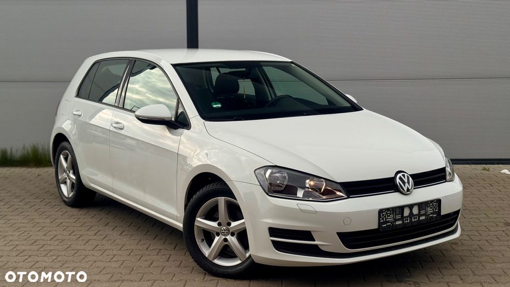 Volkswagen Golf 1.6 TDI BlueMotion Comfortline - 12