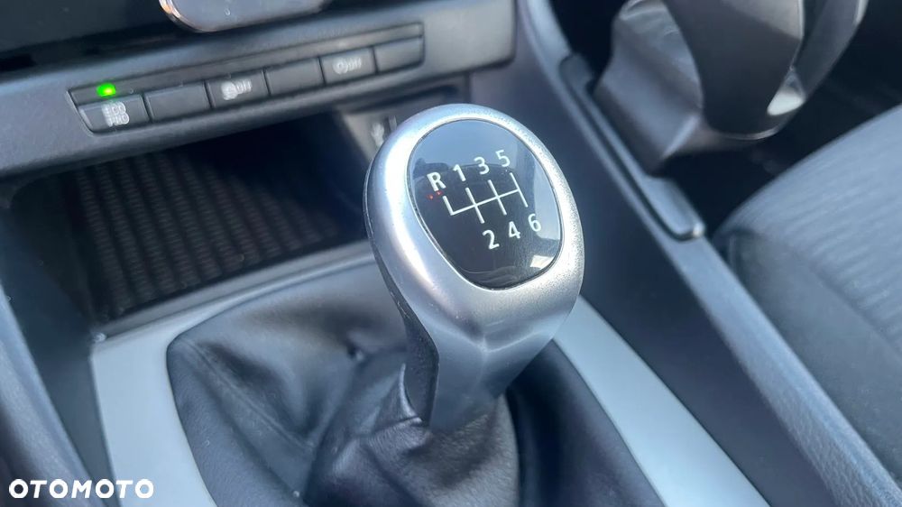 BMW X1 xDrive18d - 10