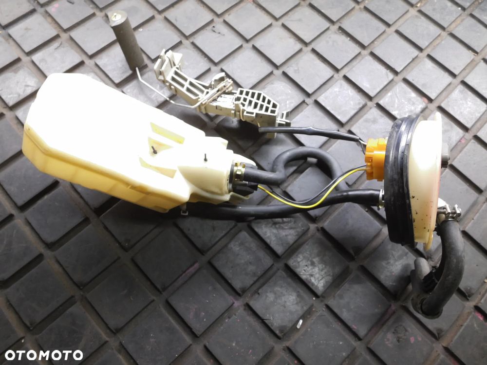 NISSAN MICRA K11 POMPA PALIWA ELEKTRYCZNA 1,0 172784F100 VDO - 1