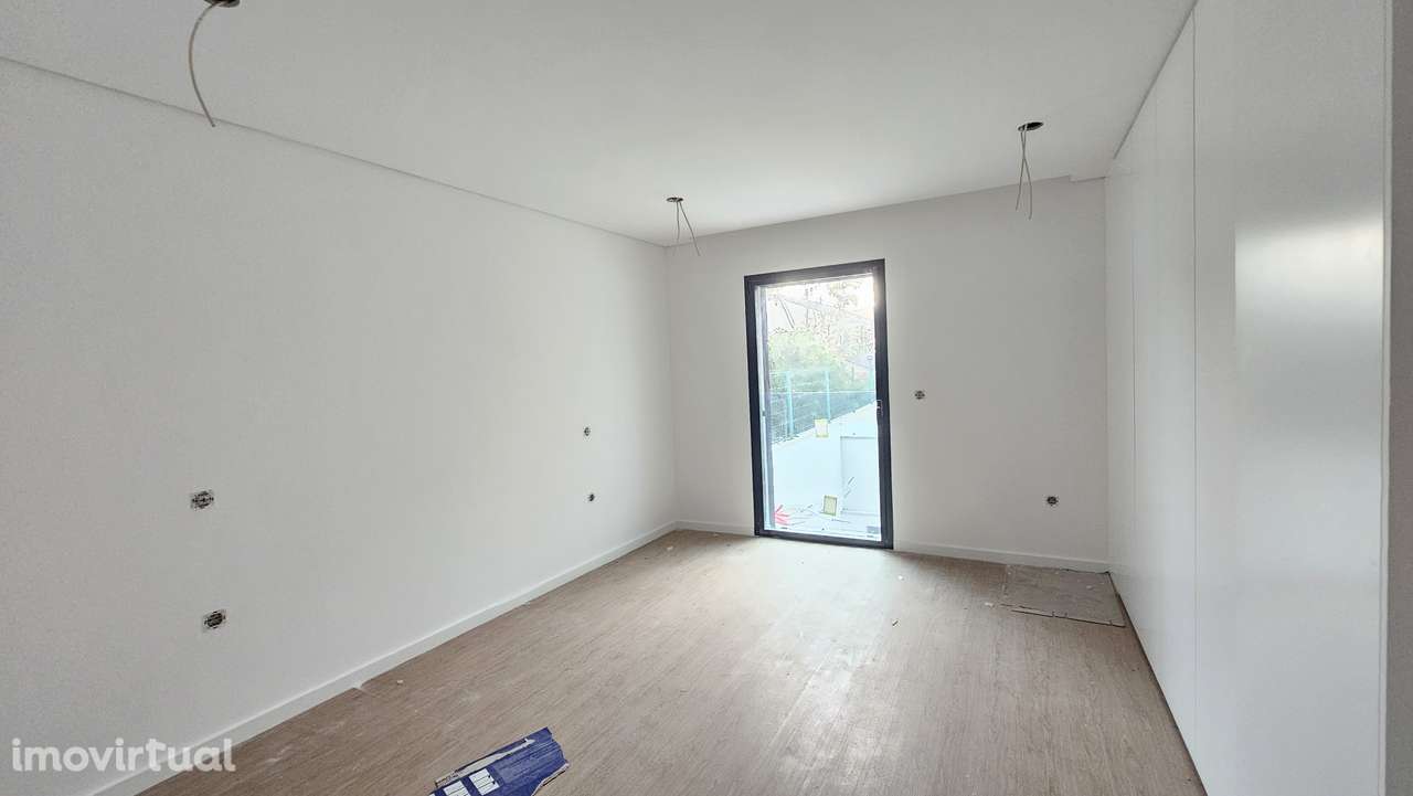 T2 +1 | 1 Lugar de Garagem - Grande imagem: 3/15