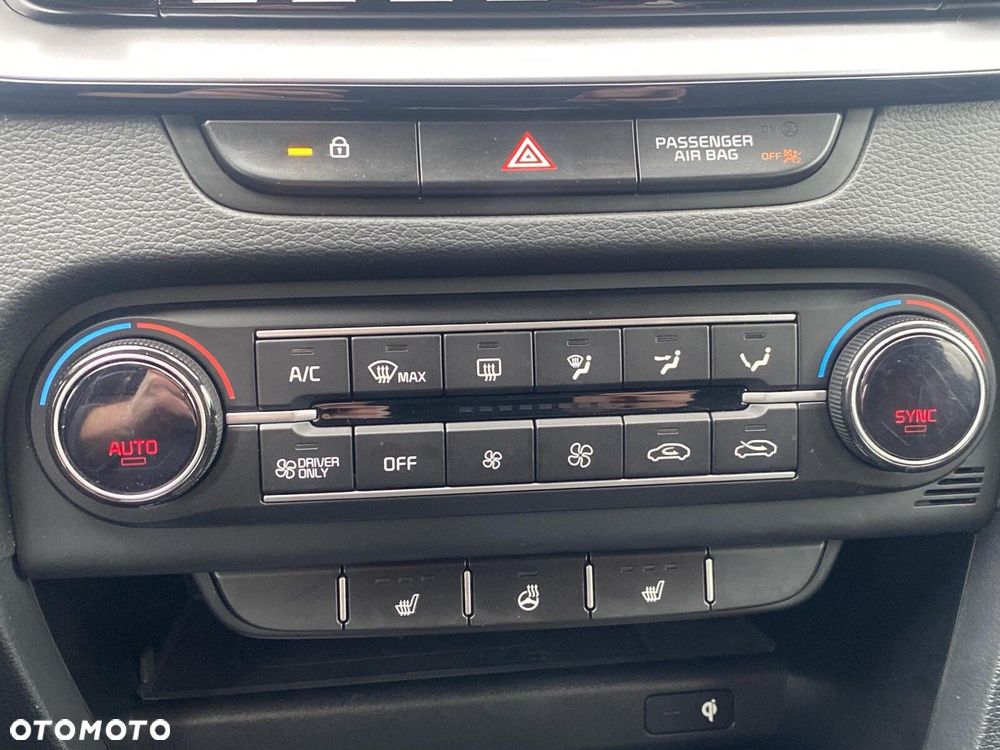 Kia Ceed - 18
