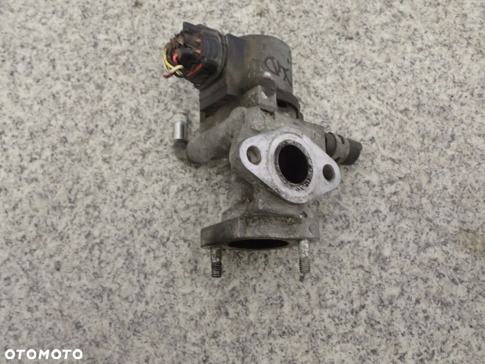 COROLLA 1.4 d4d 04- YARIS 06- ZAWÓR EGR SPALIN - 3
