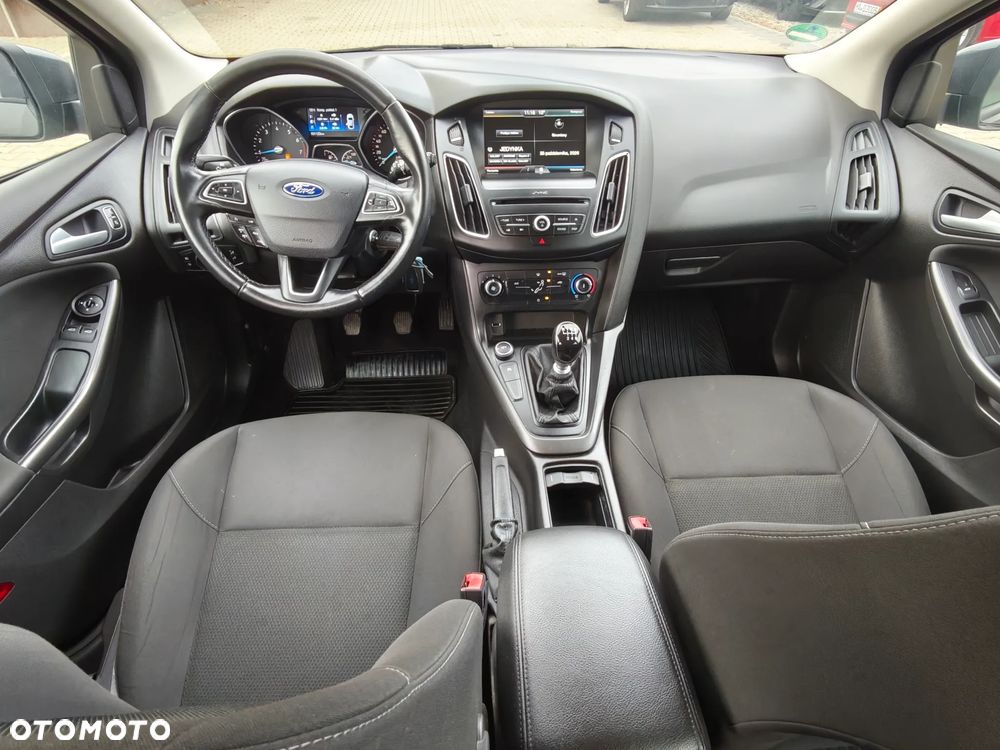Ford Focus - 16
