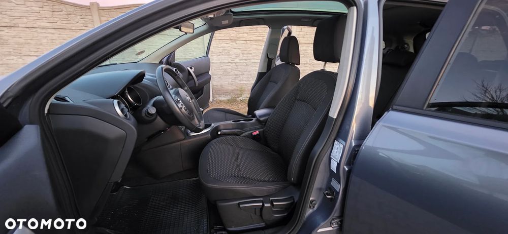 Nissan Qashqai+2 - 13