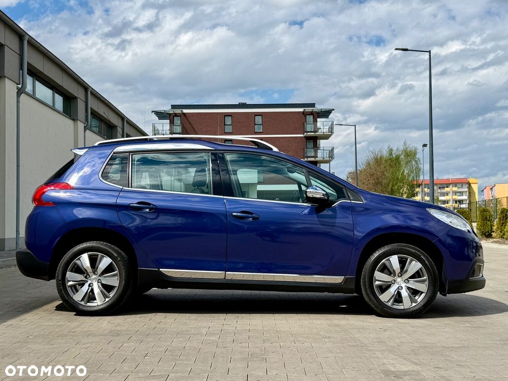 Peugeot 2008 120 VTI Automatik Allure - 29