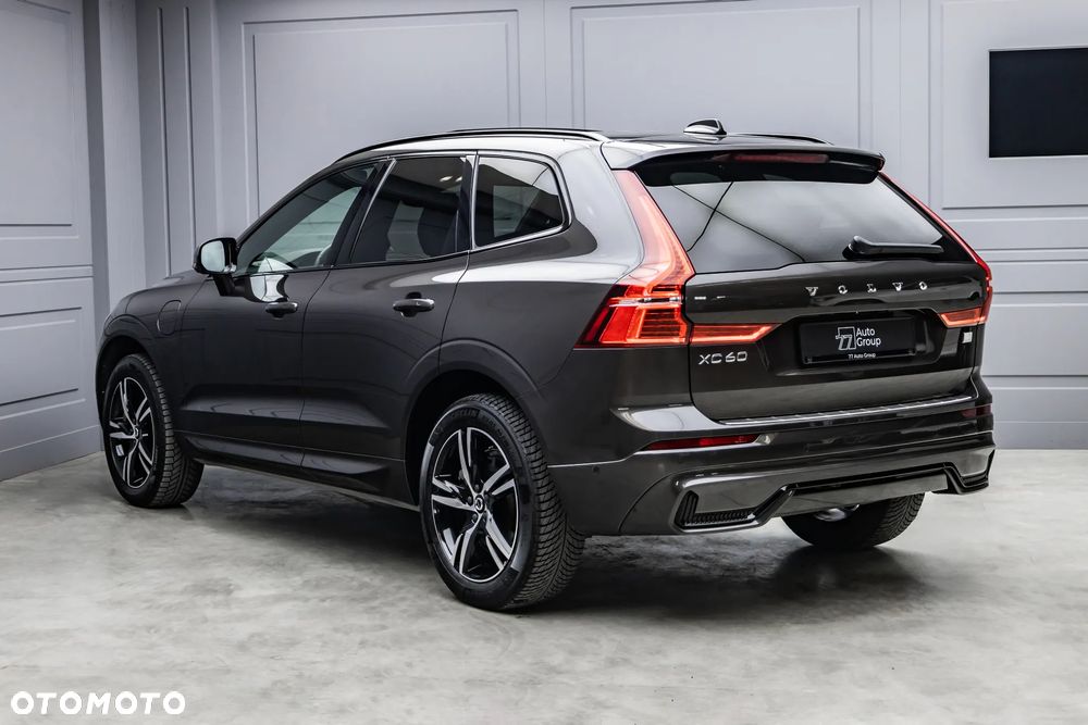 Volvo XC 60 T8 Plug-In Hybrid AWD R-Design - 5