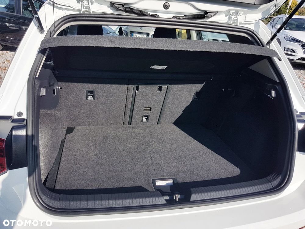 Volkswagen Golf 2.0 TDI Life - 17