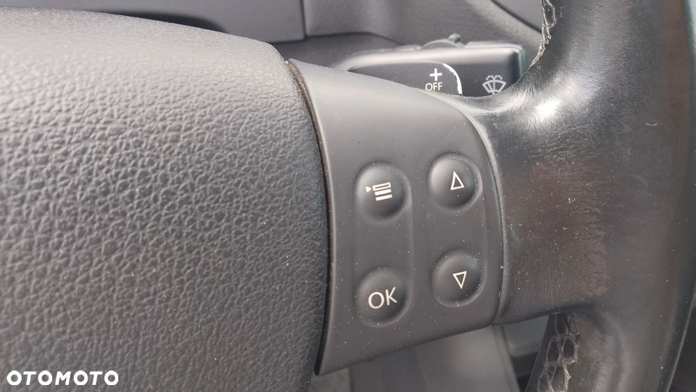 Volkswagen Golf Plus 1.9 TDI DPF DSG Comfortline - 11