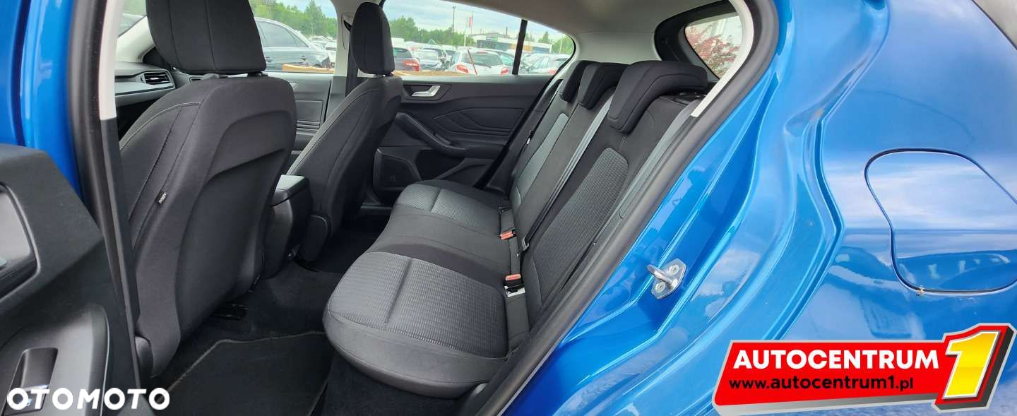 Ford Focus - 22