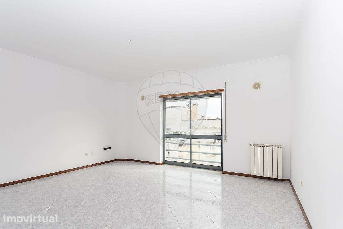 Apartamento T1 para venda - Grande imagem: 2/24