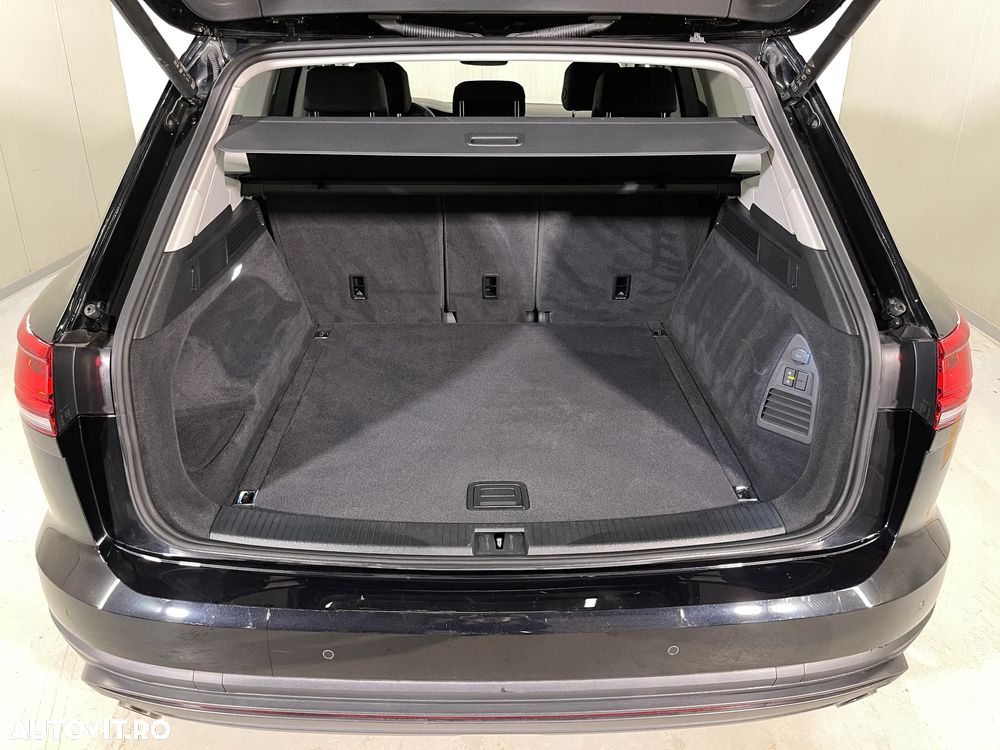 Volkswagen Touareg V6 TDI Style - 13