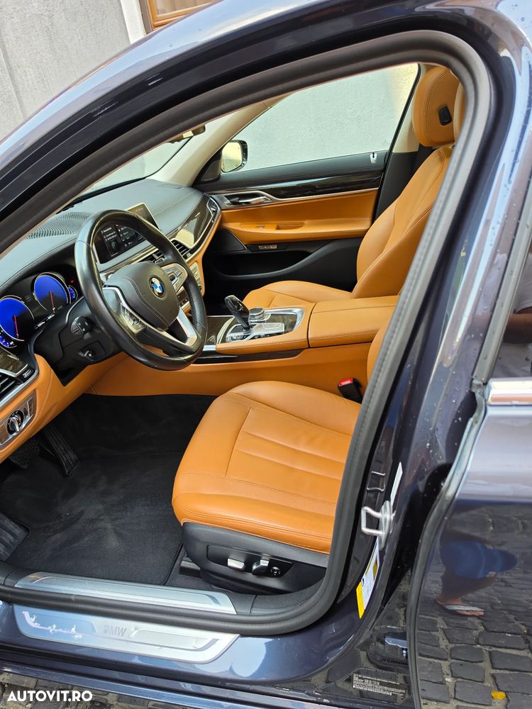 BMW Seria 7 740Li - 9