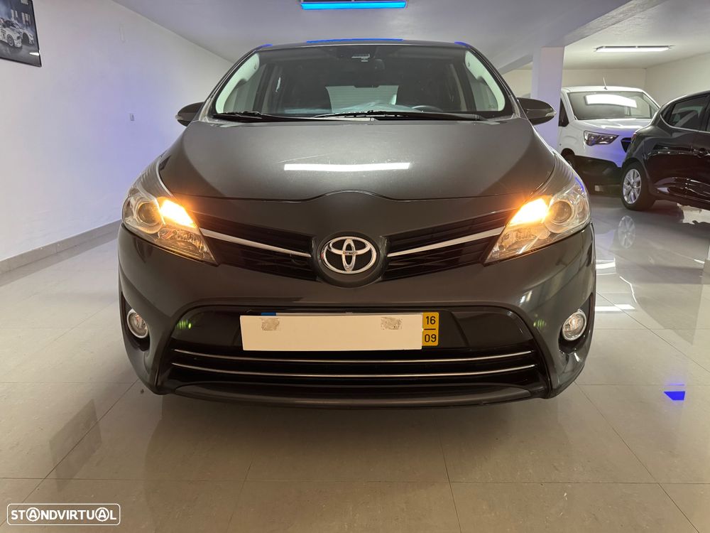 Toyota Verso 1.6 D-4D Exclusive - 22