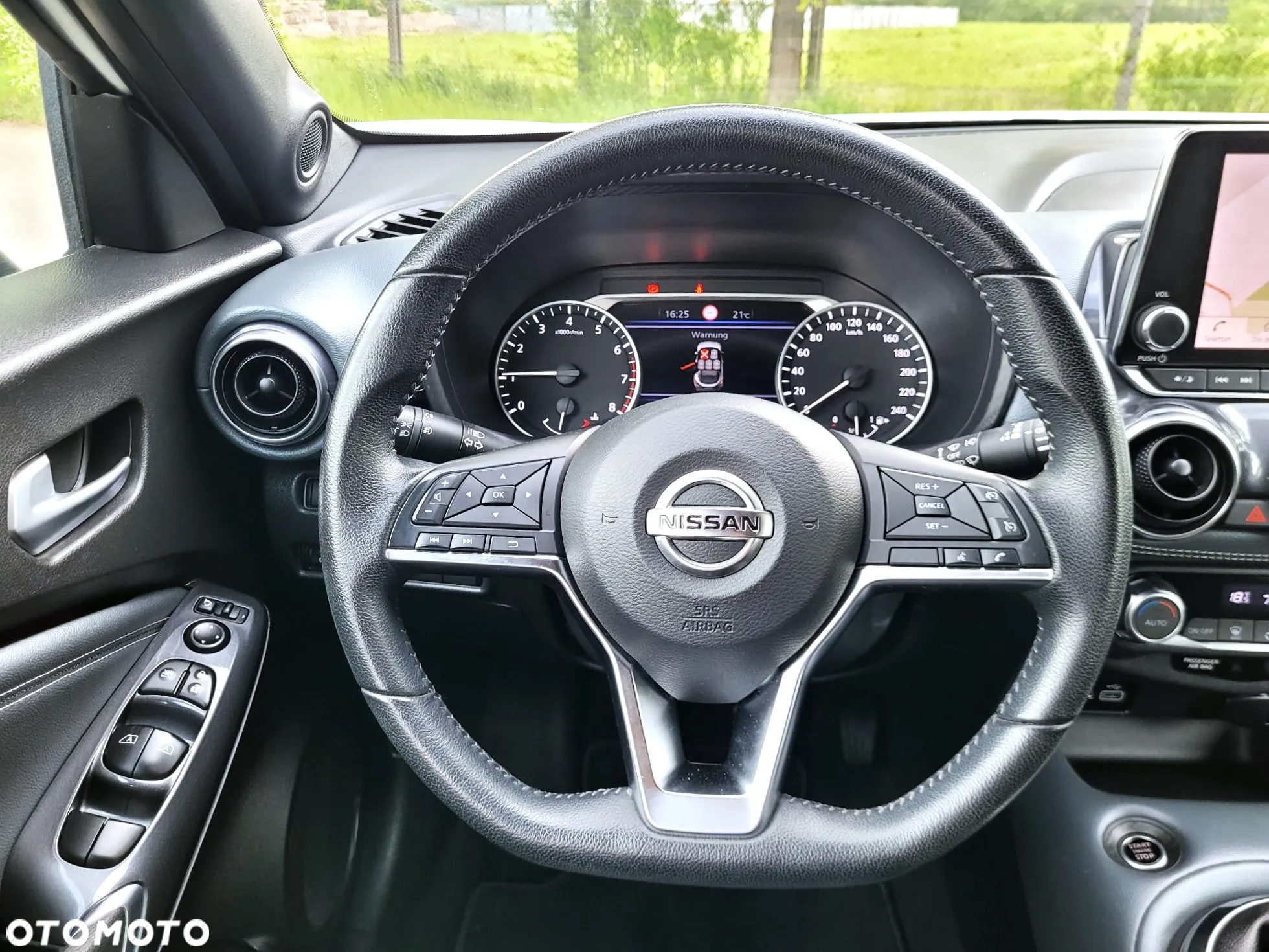 Nissan Juke 1.0 DIG-T N-Connecta - 26