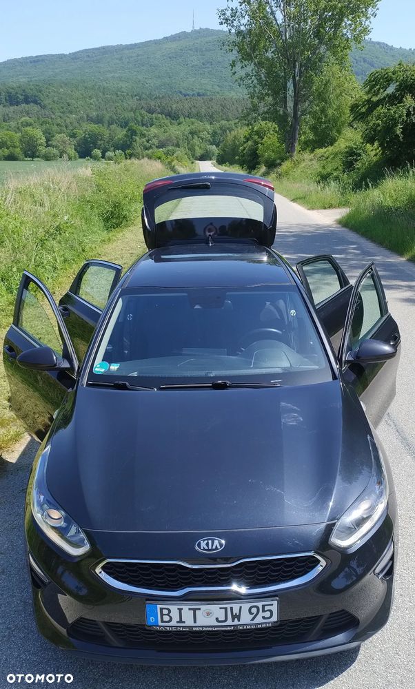 Kia Ceed 1.6 CRDi DCT Platinum Edition - 3
