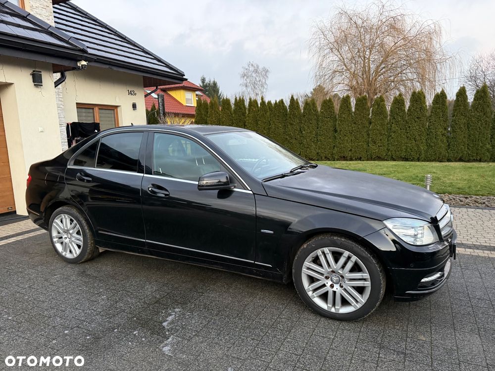 Mercedes-Benz Klasa C 250 CDI 7G-TRONIC Avantgarde Edition - 9