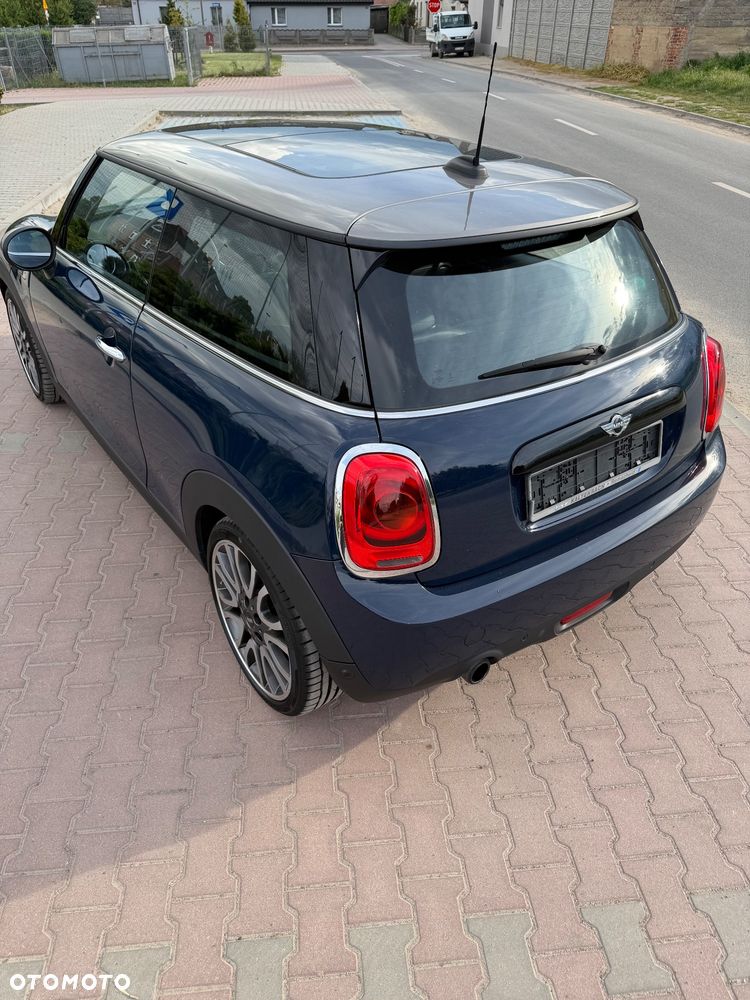 MINI Cooper Seven Chili - 16