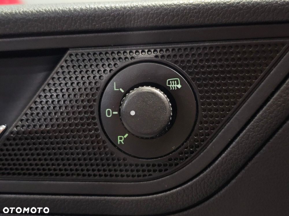 Skoda RAPID 1.0 TSI Ambition - 15