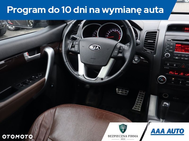 Kia Sorento - 8