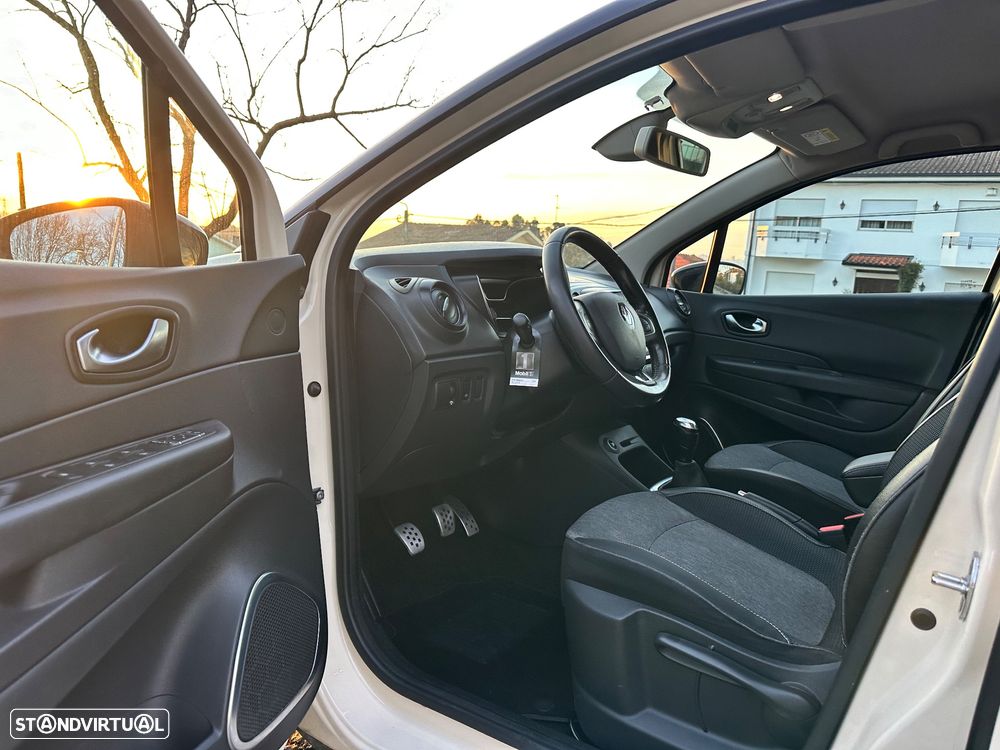 Renault Captur ENERGY TCe 90 S&S Intens - 16