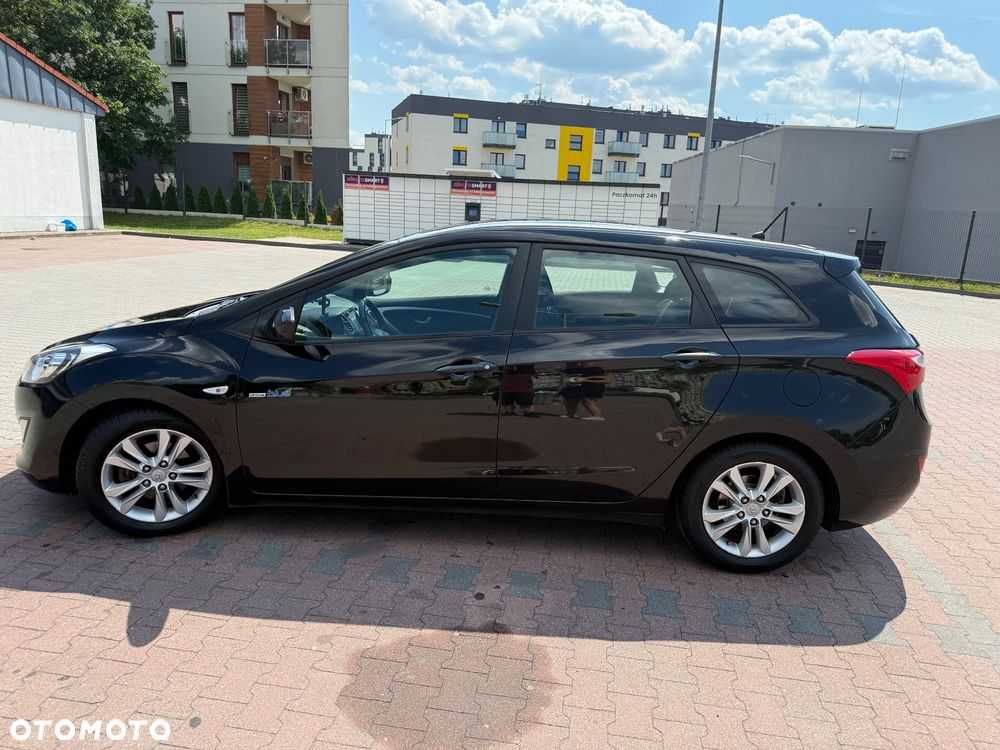 Hyundai i30 1.6 CRDi Style - 11