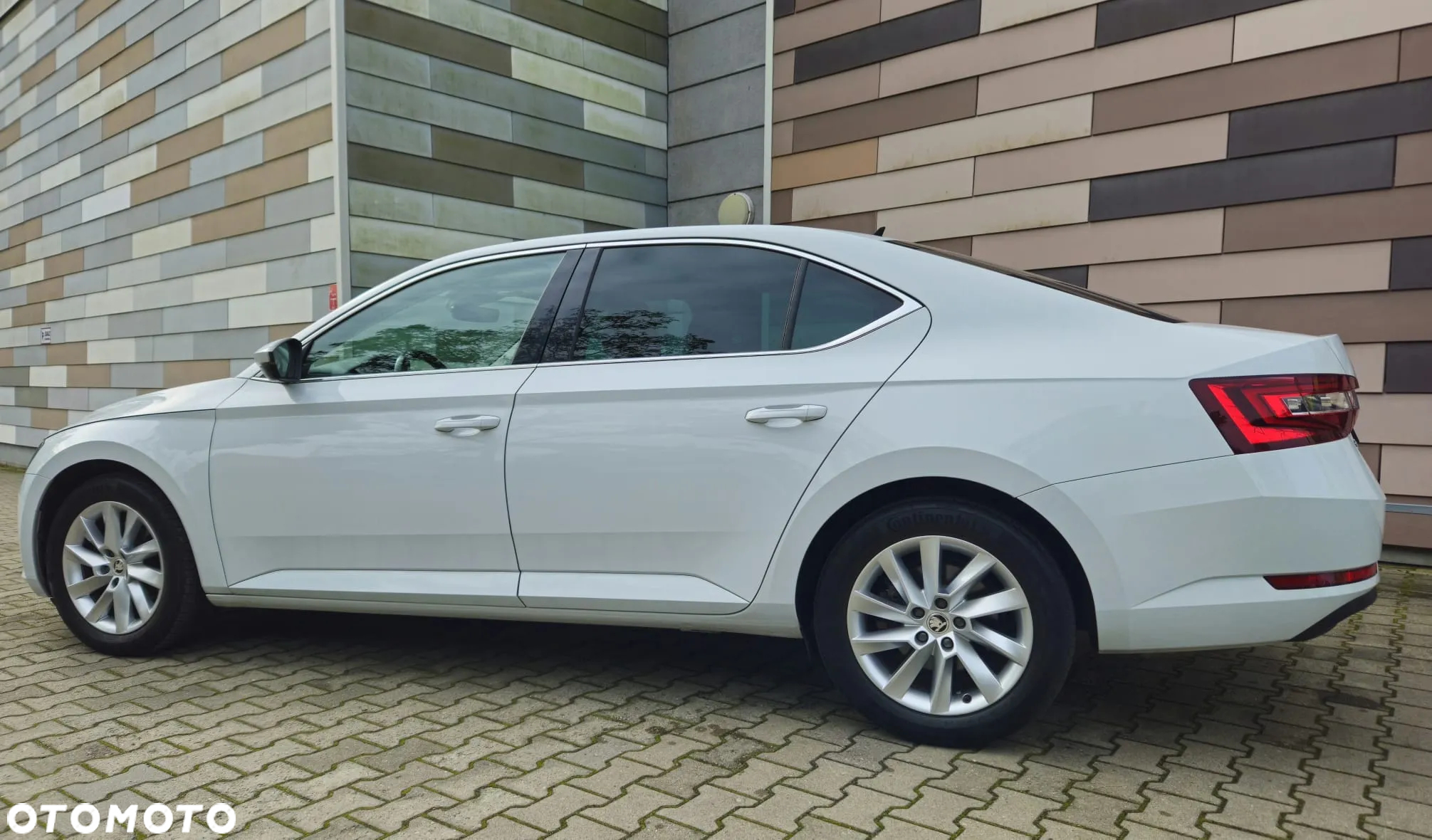 Skoda Superb 2.0 TDI 4x4 Style DSG - 14