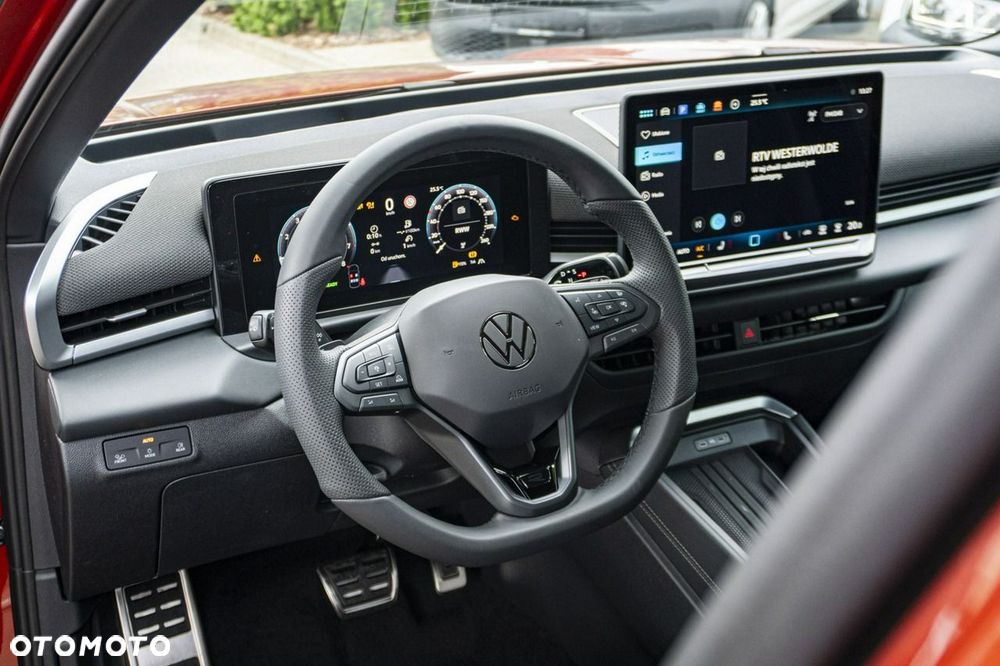 Volkswagen T-Roc - 16