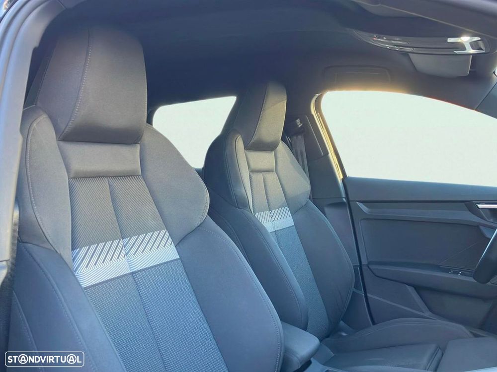 Audi A3 Sportback 45 TFSIe S line - 10
