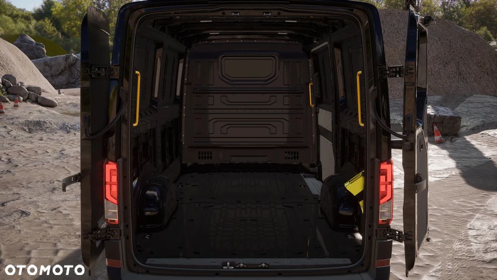 Volkswagen Crafter - 12