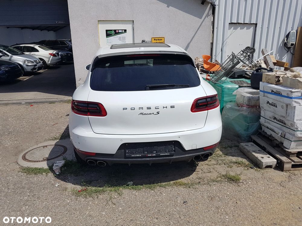 Porsche Macan S - 7