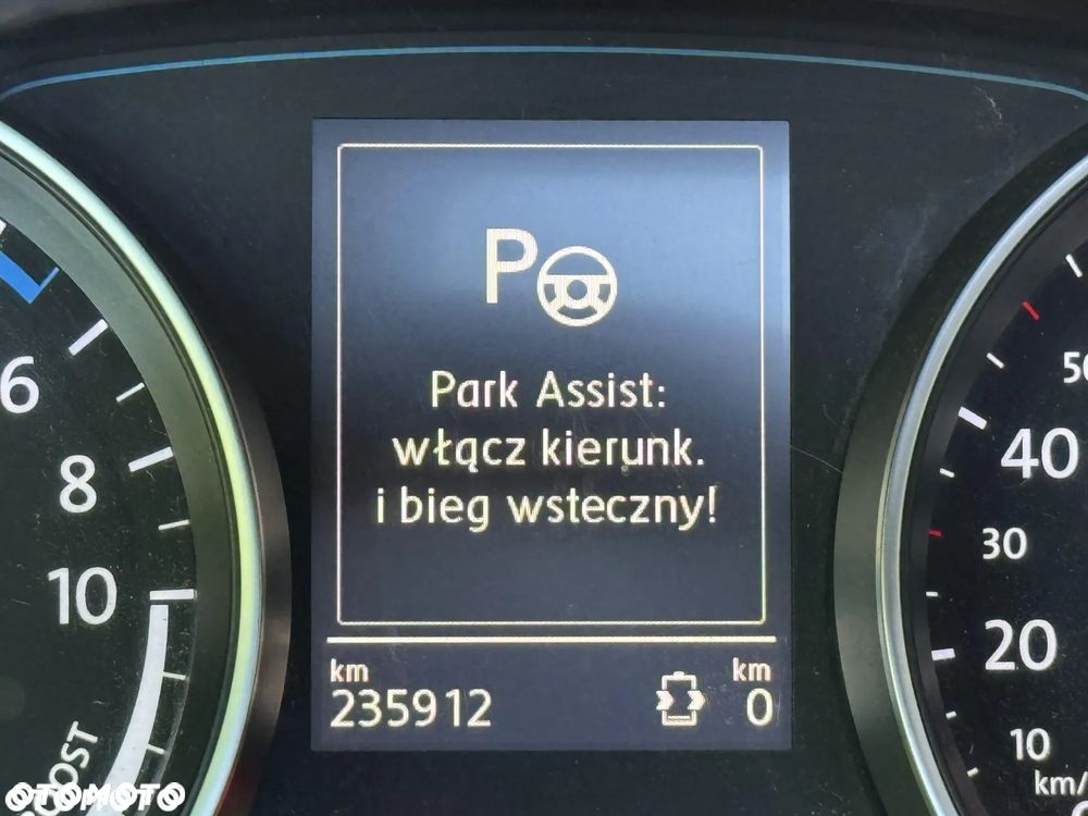 Volkswagen Golf - 24