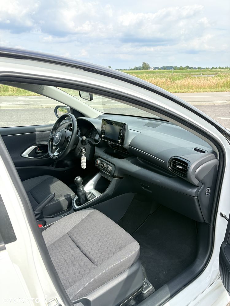 Toyota Yaris 1.0 Comfort - 24