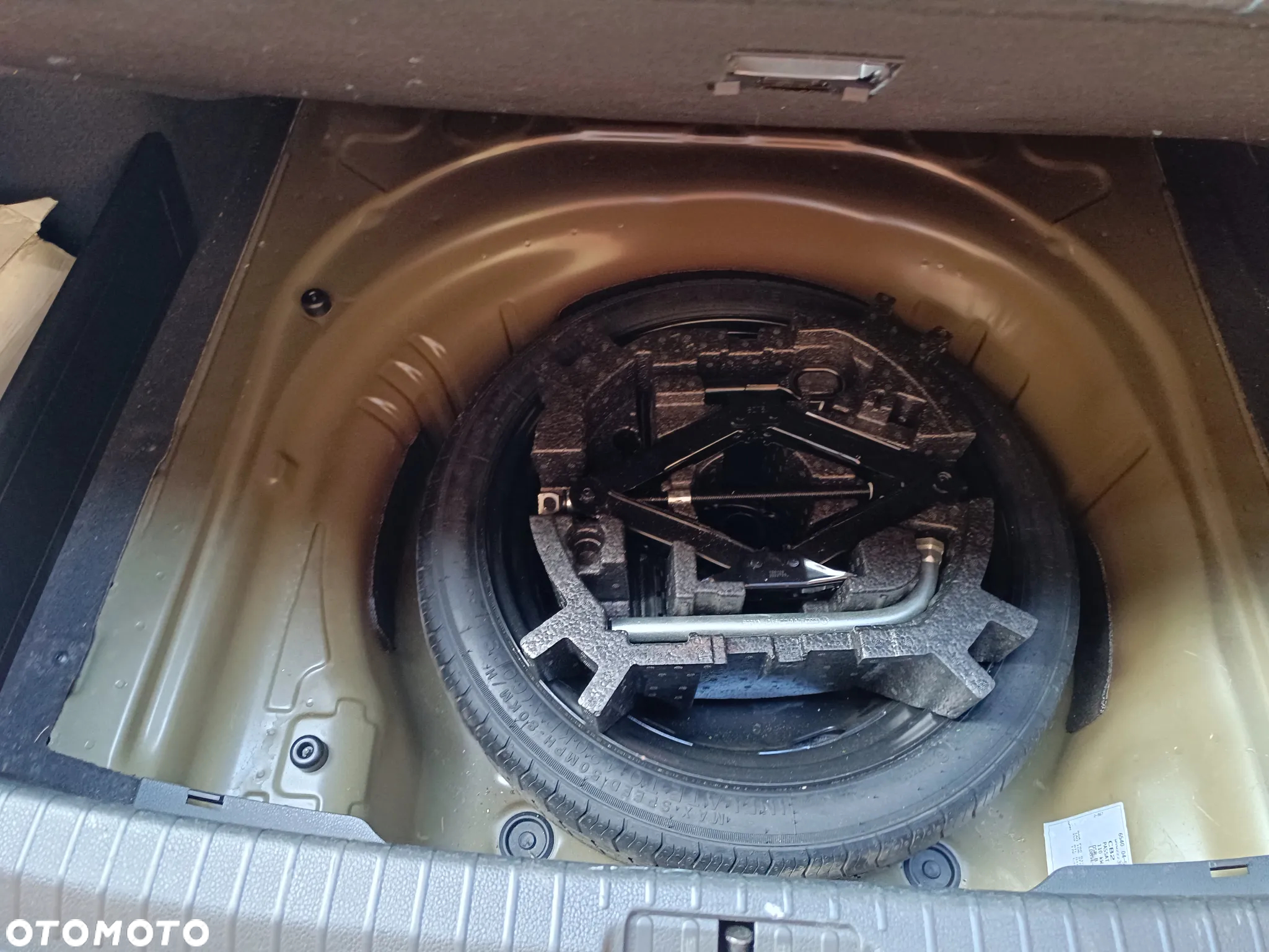 Volkswagen Passat 2.0 TDI EVO Business DSG - 17