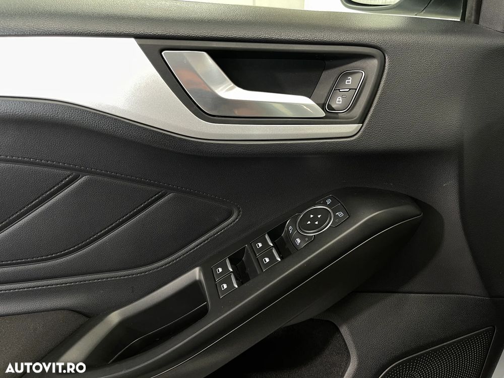 Ford Focus 1.0 EcoBoost Trend Edition - 18