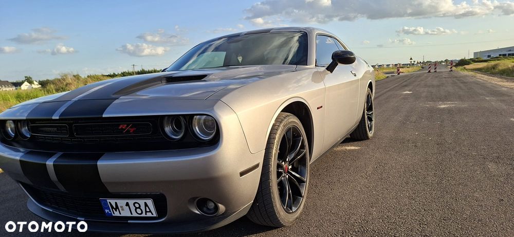 Dodge Challenger 5.7 R/T - 38