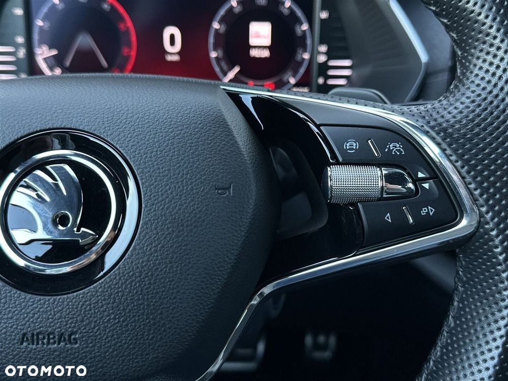 Skoda Octavia 2.0 TDI Sportline DSG - 18