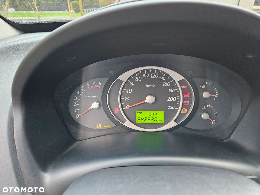 Hyundai Tucson 2.0 Comfort 2WD - 5