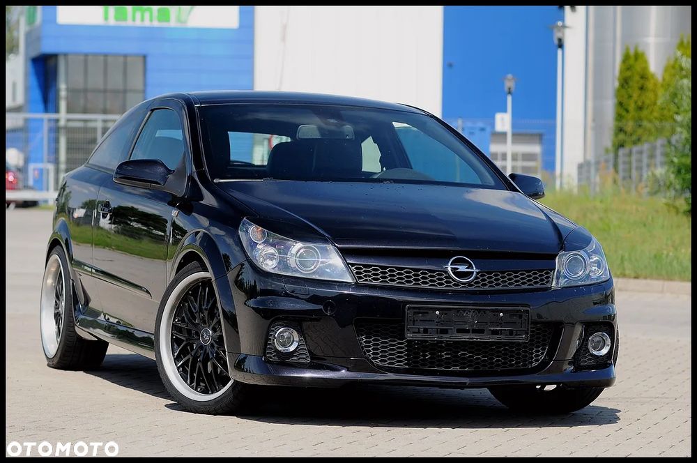 Opel Astra OPC - 2