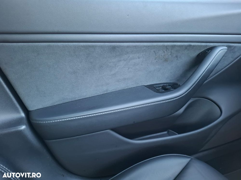 Tesla Model 3 Standard Reichweite Plus Hinterradantrieb - 15