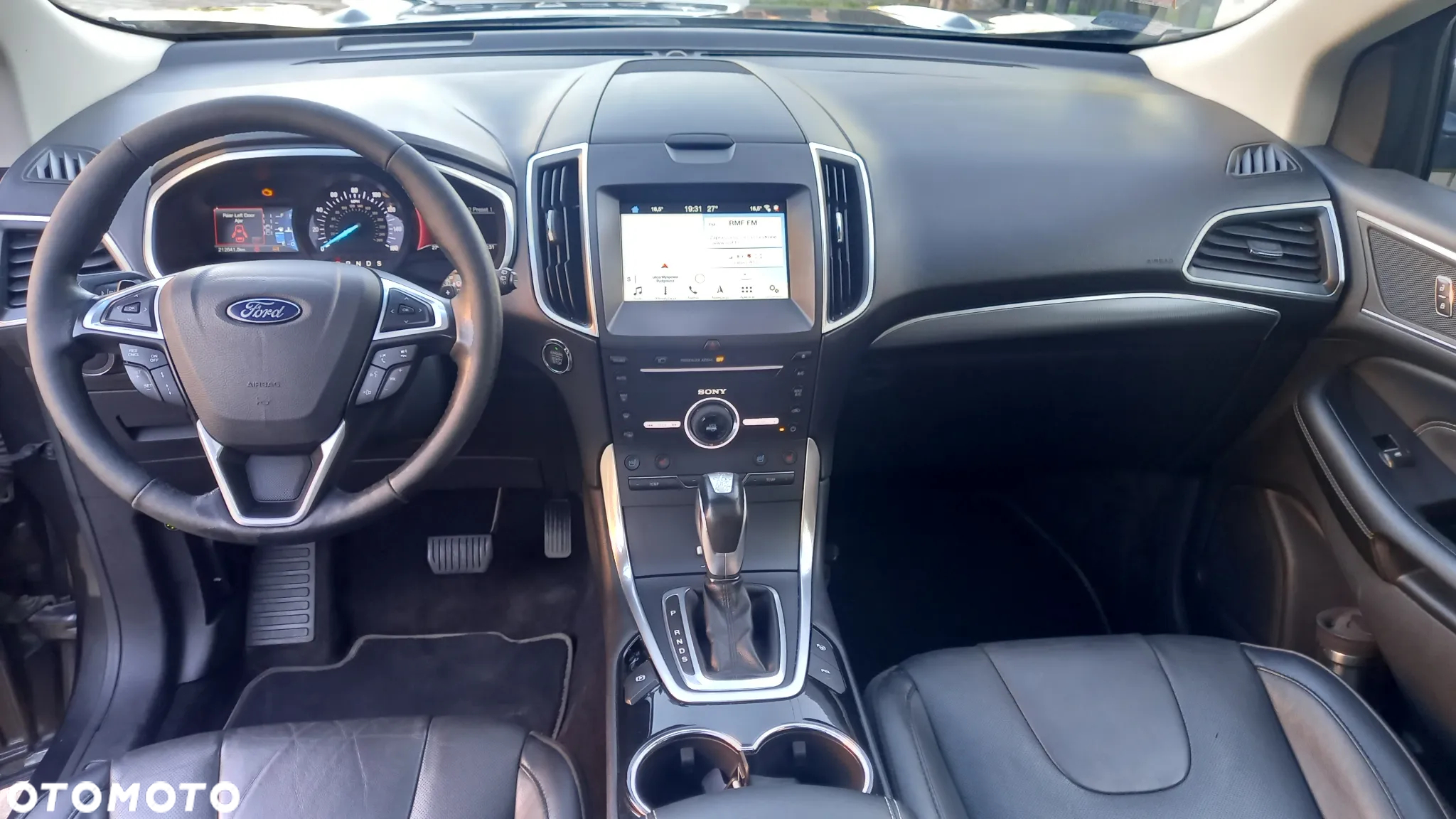 Ford Edge - 11
