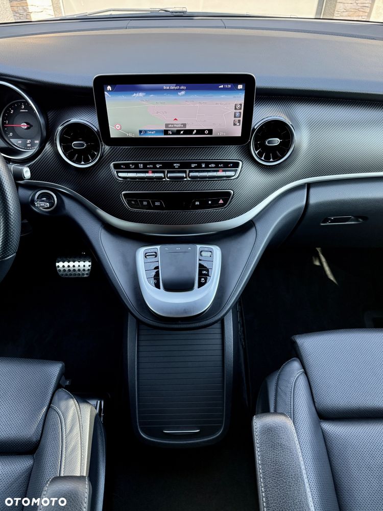 Mercedes-Benz Klasa V - 16