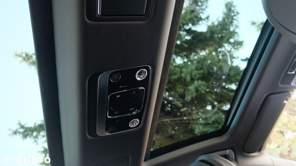 Bentley Flying Spur - 27