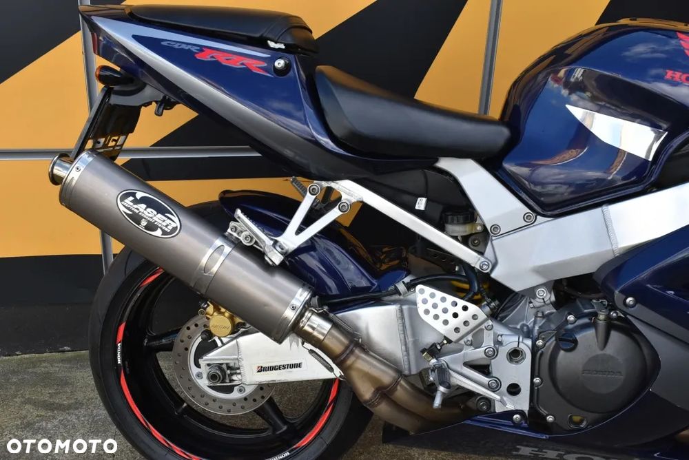 Honda CBR - 6