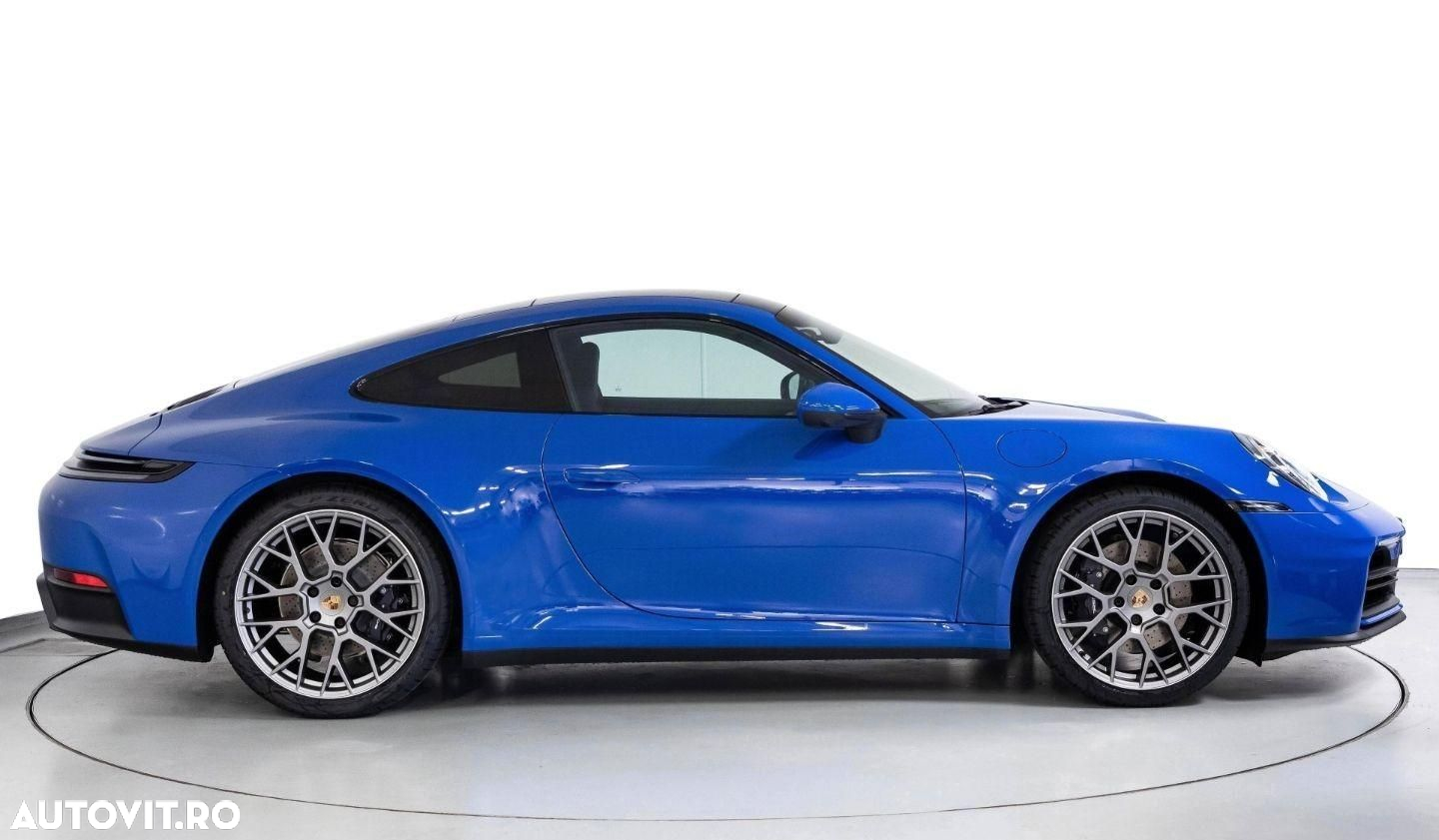Porsche 992 - 6