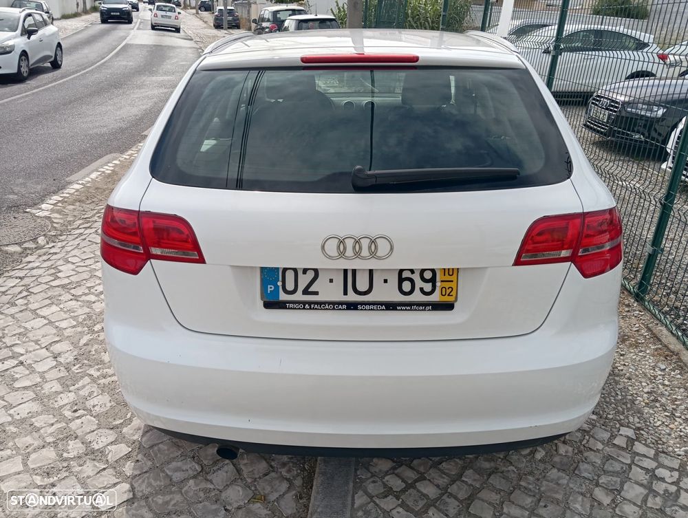 Audi A3 Sportback 1.6 TDI Sport - 4