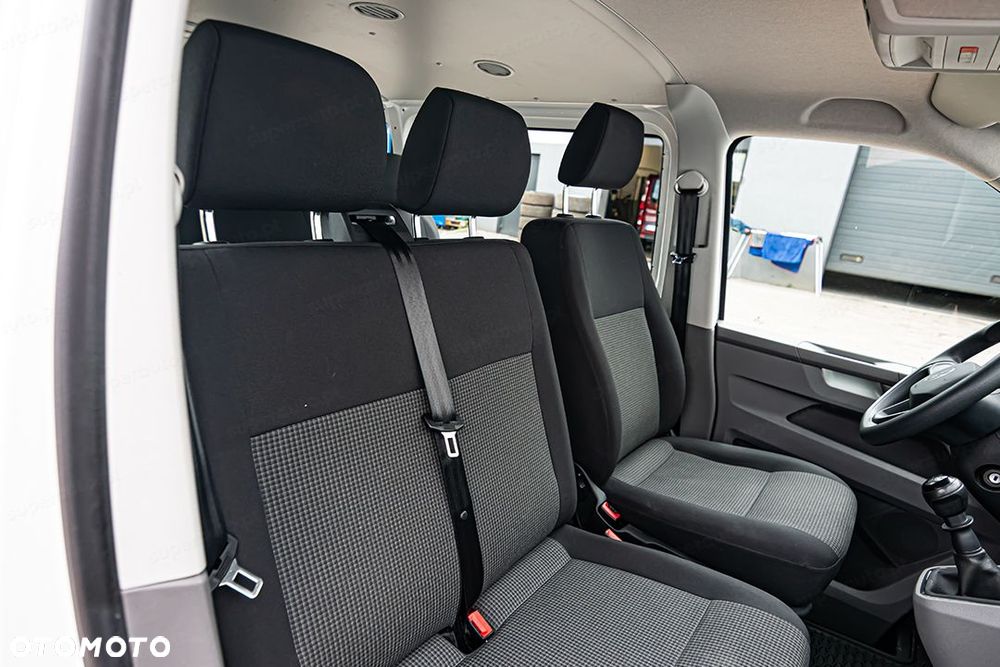 Volkswagen Transporter Kombi L2H1 - 13