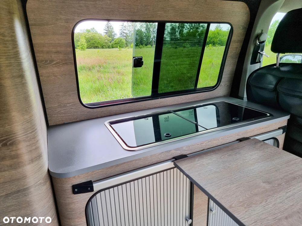 Volkswagen California - 12