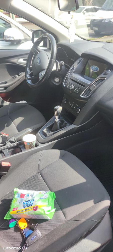 Ford Focus - 9